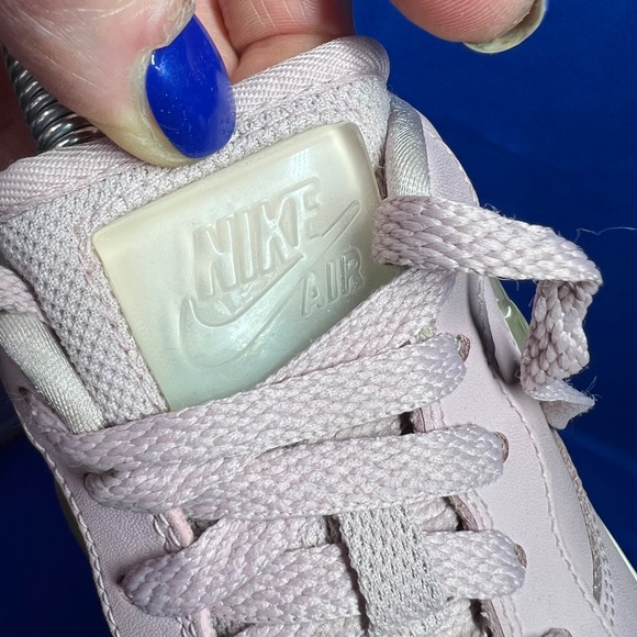 |•NIKE•| Air Force 1 '07 SE PRM Low Jelly Jewel - Plum Chalk W - Picture 11 of 16
